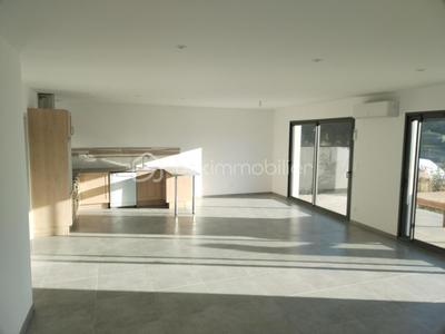 Villa - 105 m² - 4 pièces