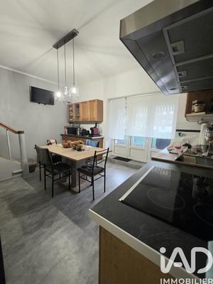 Maison - 80 m² - 4 pièces