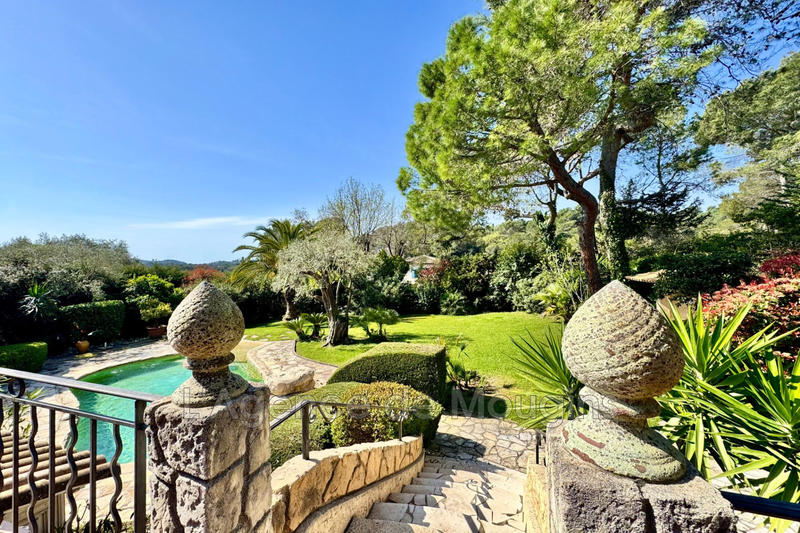 Villa - 177 m² - 7 pièces