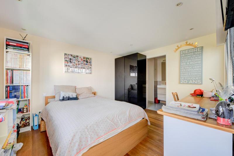 Appartement - 144 m² - 5 pièces