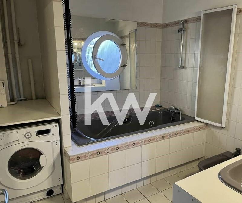 Appartement - 127 m² - 6 pièces