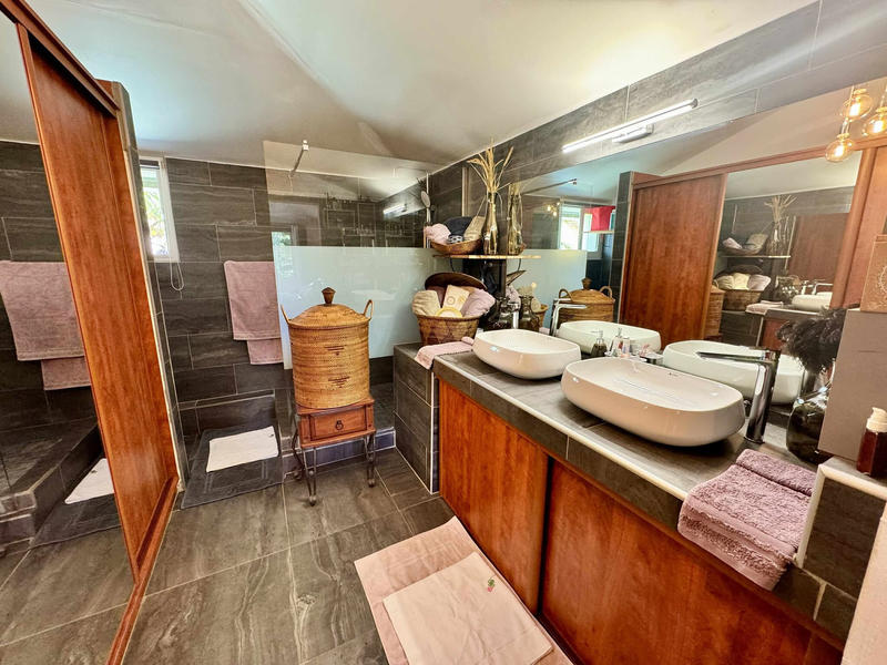 Villa - 160 m² - 5 pièces