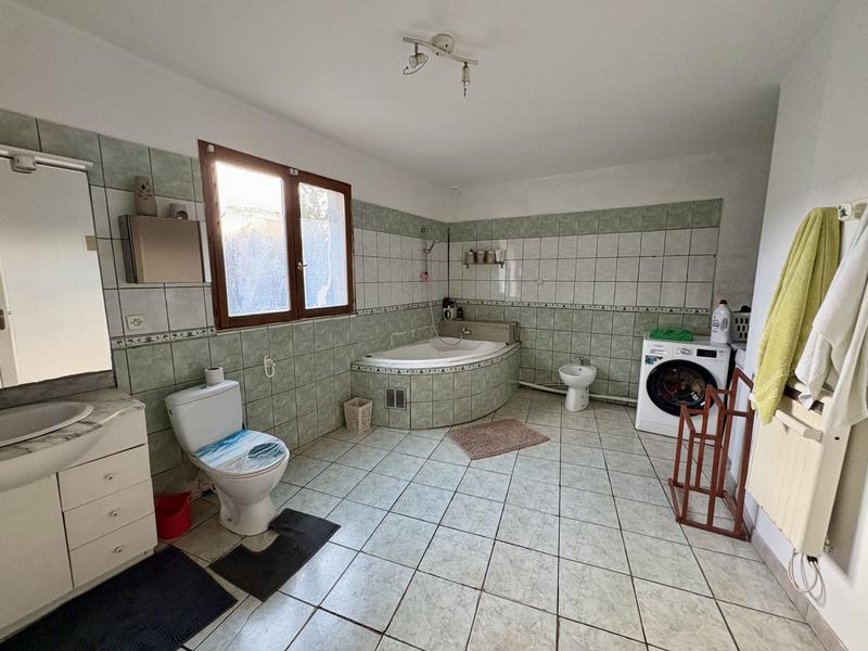 Maison - 141 m² - 4 pièces