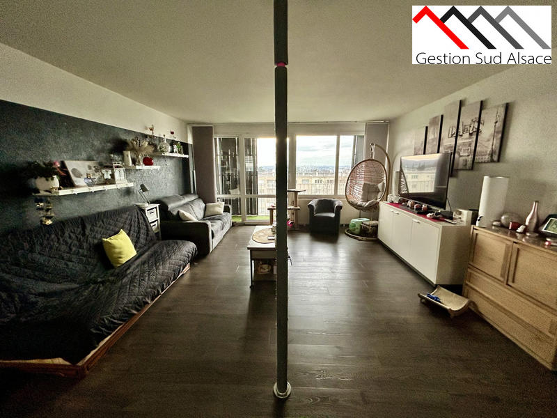 Appartement - 93 m² - 5 pièces