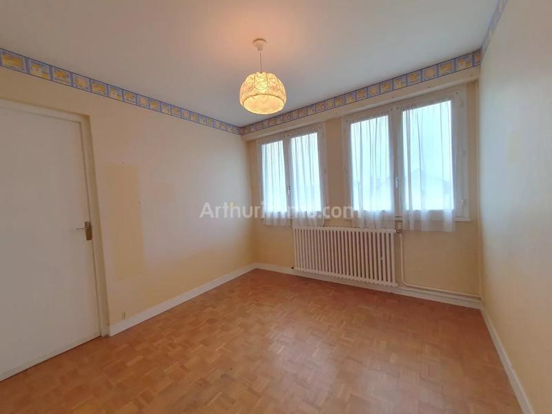 Maison - 138 m² - 8 pièces