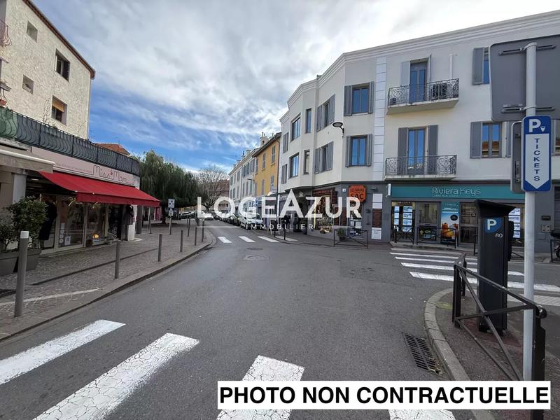 Fonds de commerce - 107 m²