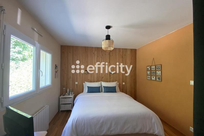 Maison - 110 m² - 5 pièces