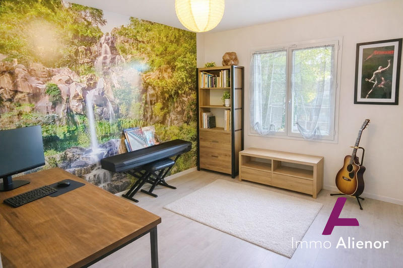 Maison - 91 m² - 4 pièces