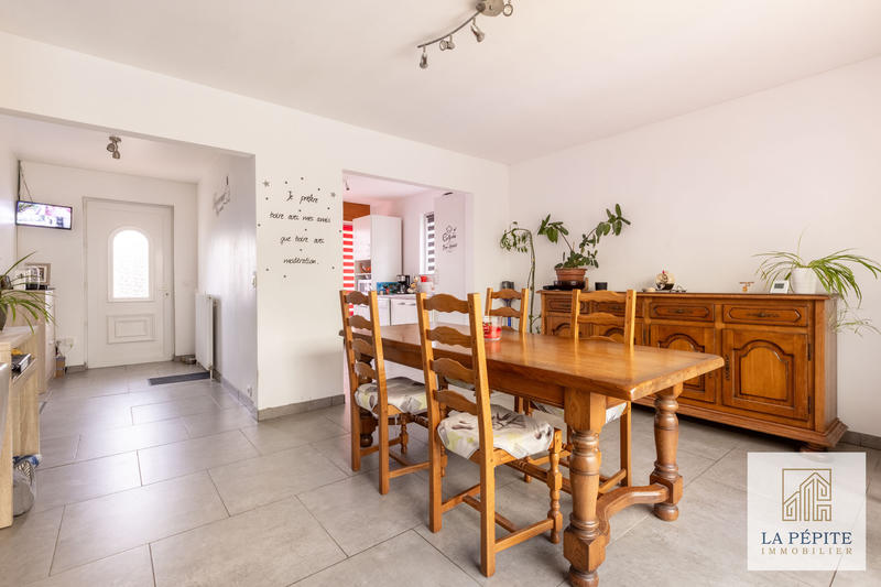 Maison - 111 m² - 6 pièces