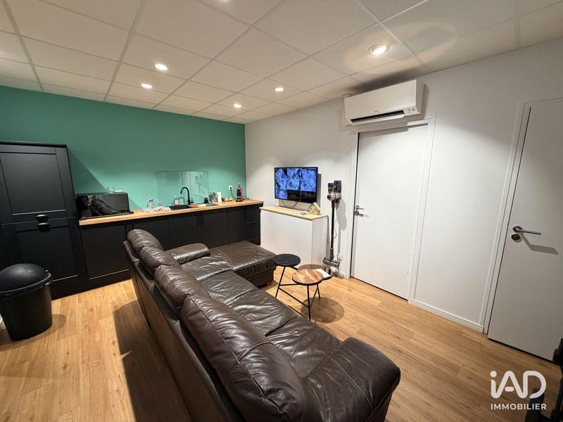 Local commercial - 297 m²