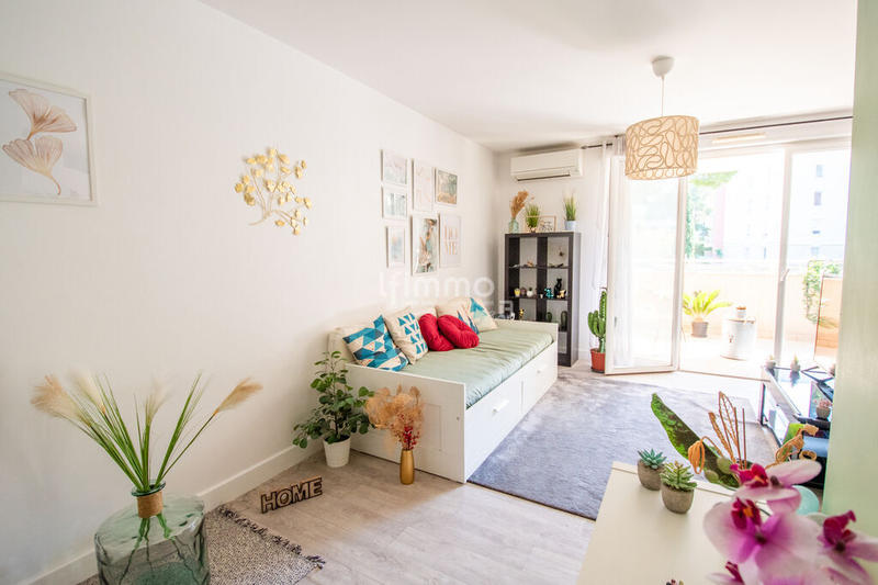 Appartement - 81 m² - 4 pièces