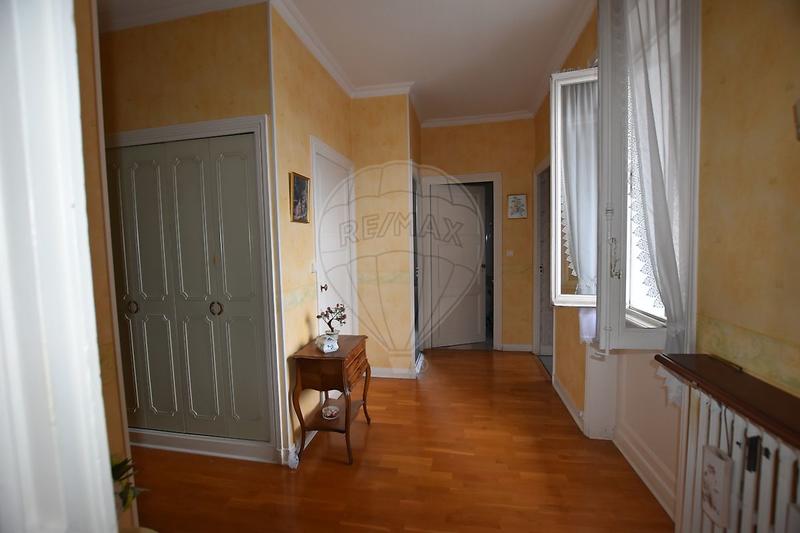 Appartement - 87 m² - 3 pièces