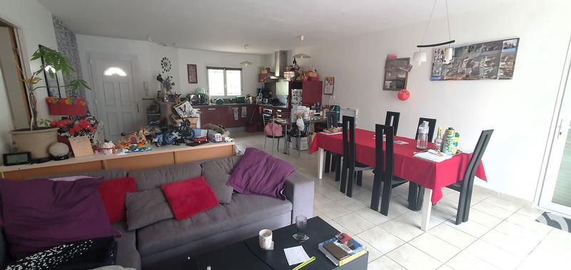 Maison - 96 m² - 4 pièces