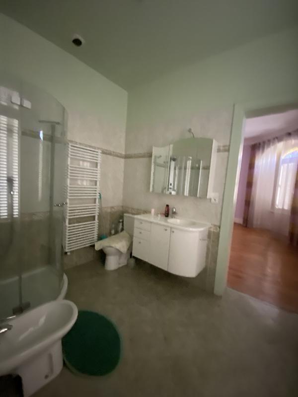 Appartement - 155 m² - 4 pièces