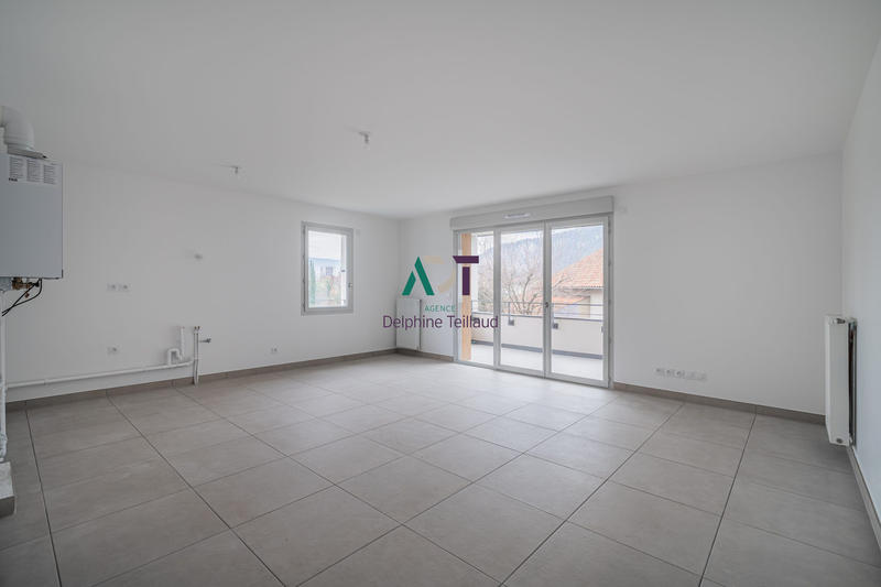 Appartement - 84 m² - 4 pièces