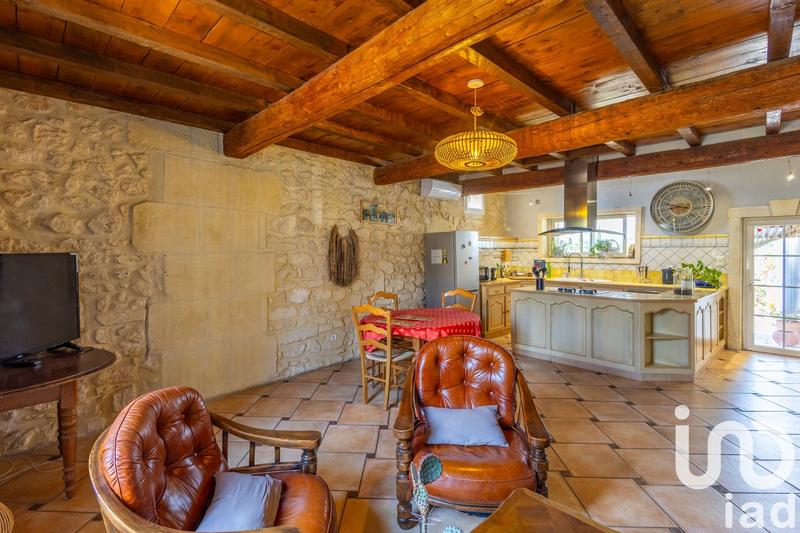 Maison - 325 m² - 9 pièces