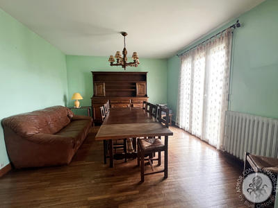 Maison - 94 m² - 4 pièces