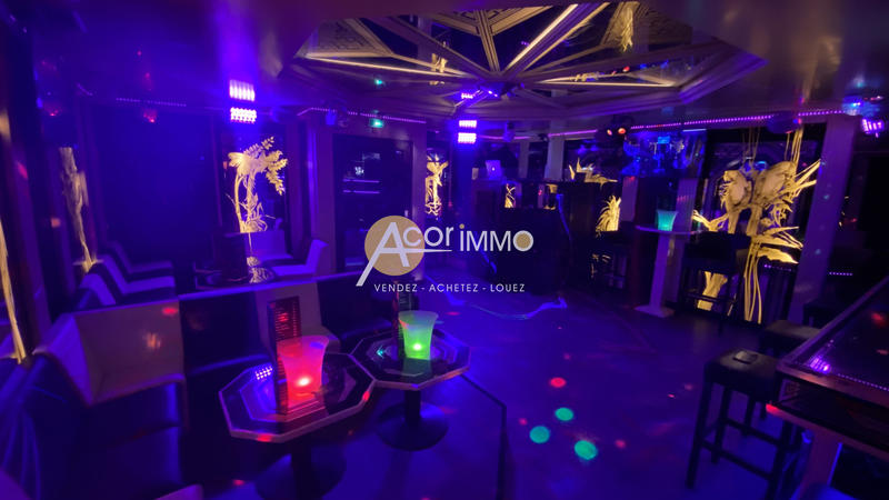 Fonds de commerce - Magasins - 55 m²