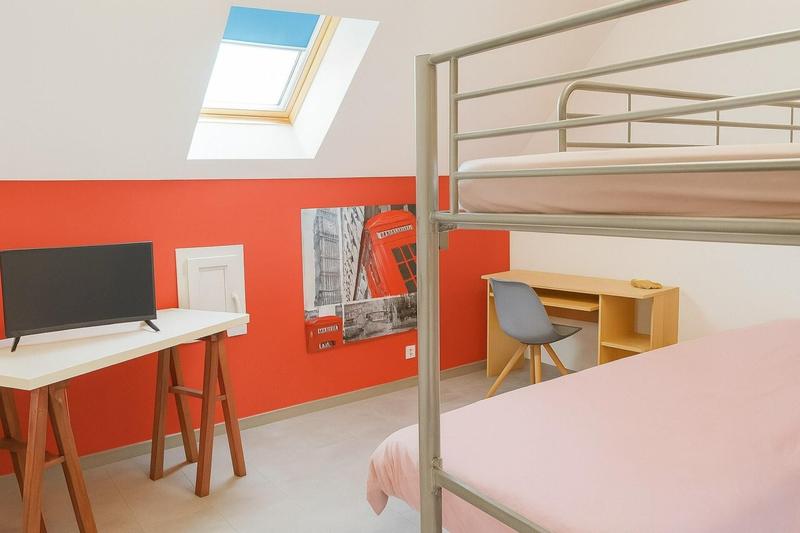 Maison - 200 m² - 9 pièces