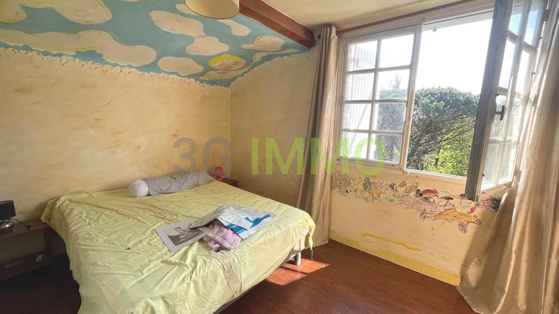 Maison - 135 m² - 9 pièces