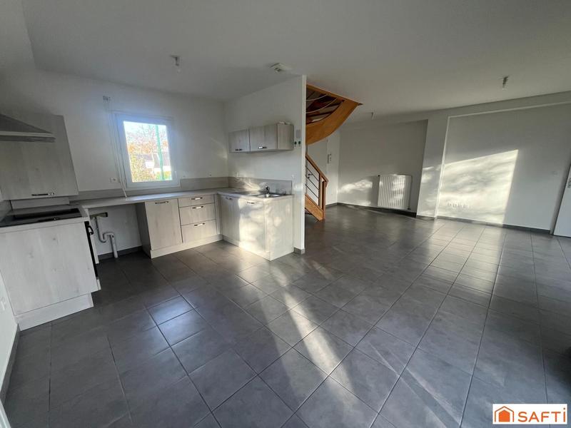 Maison - 93 m² - 5 pièces