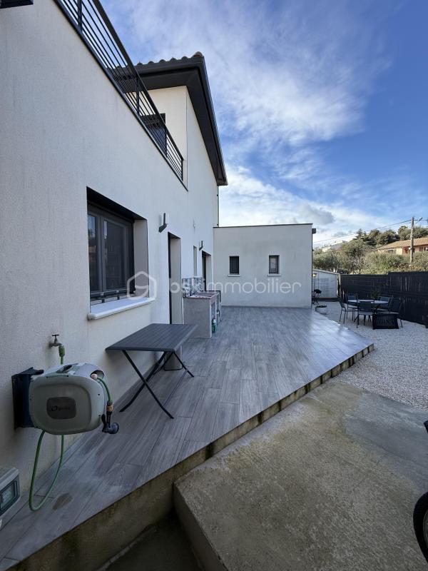 Demeure - 126 m² - 5 pièces