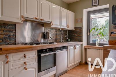 Maison - 228 m² - 6 pièces