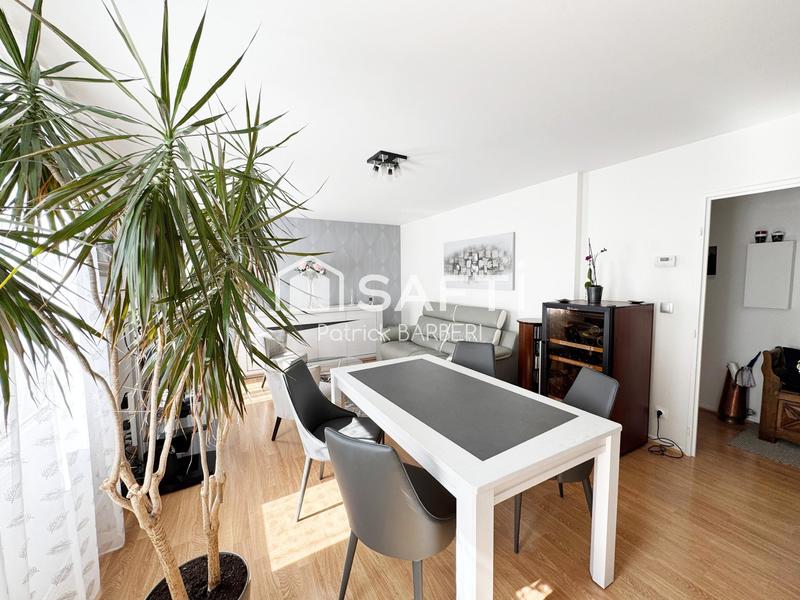Appartement - 82 m² - 4 pièces