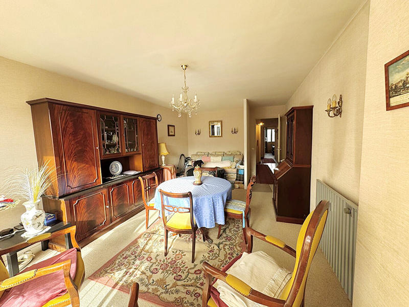 Appartement - 70 m² - 3 pièces