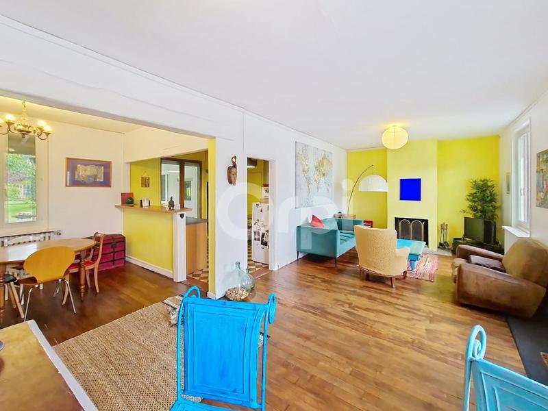 Maison - 137 m² - 5 pièces