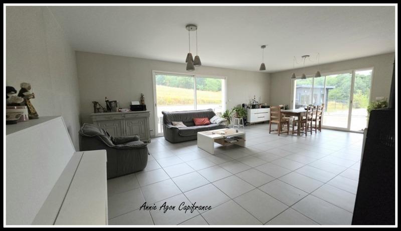 Maison - 145 m² - 5 pièces