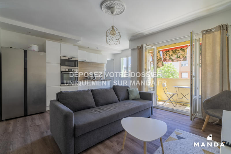 Chambre - 9 m² - 4 pièces