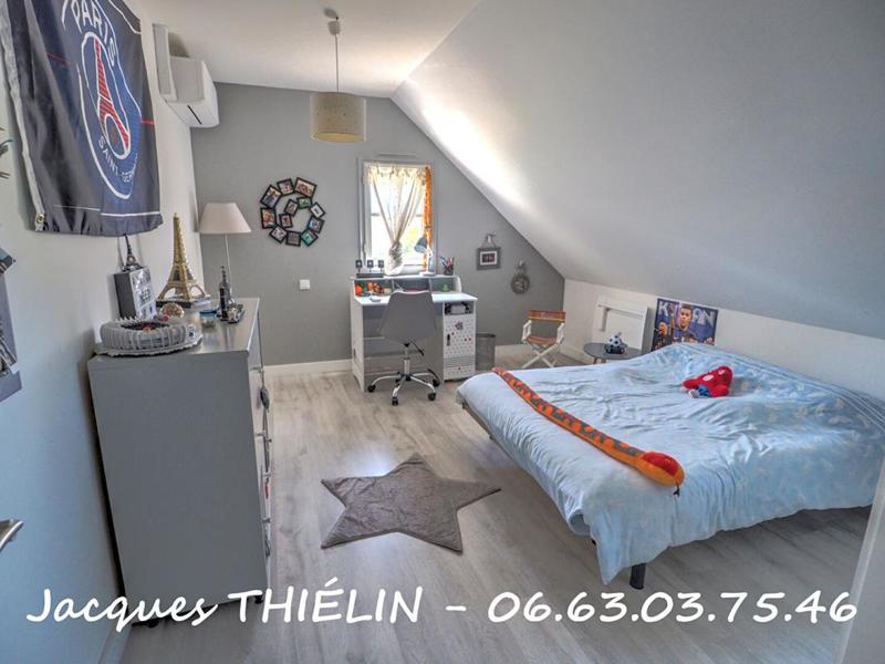 Maison - 295 m² - 12 pièces