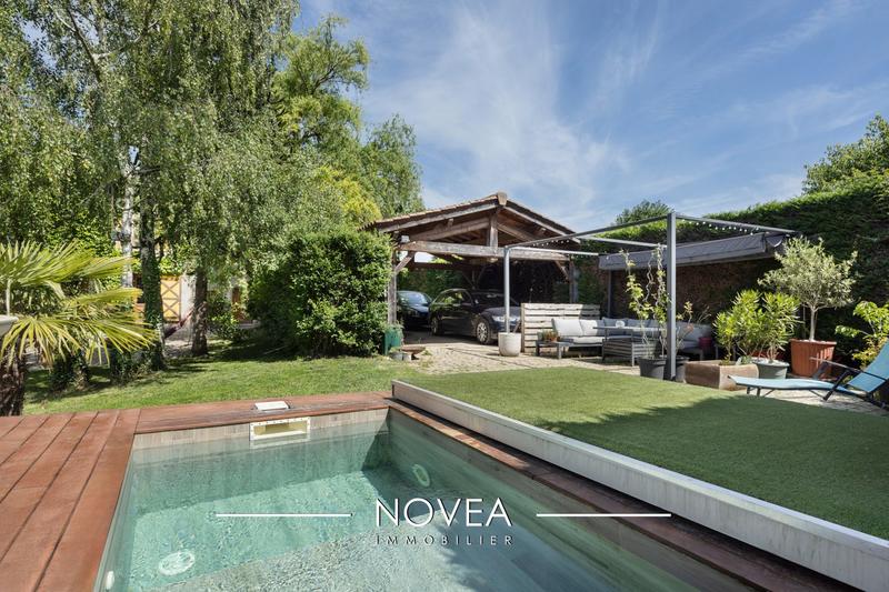 Ferme - 225 m² - 8 pièces