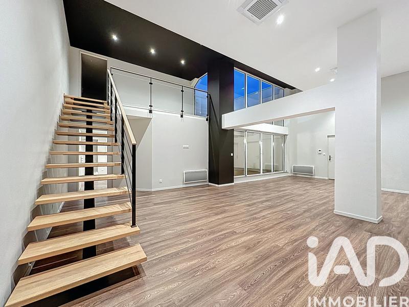 Appartement - 188 m² - 5 pièces