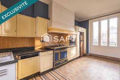 Maison - 186 m² - 6 pièces