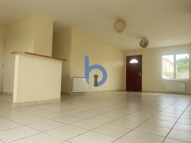 Maison - 93 m² - 4 pièces