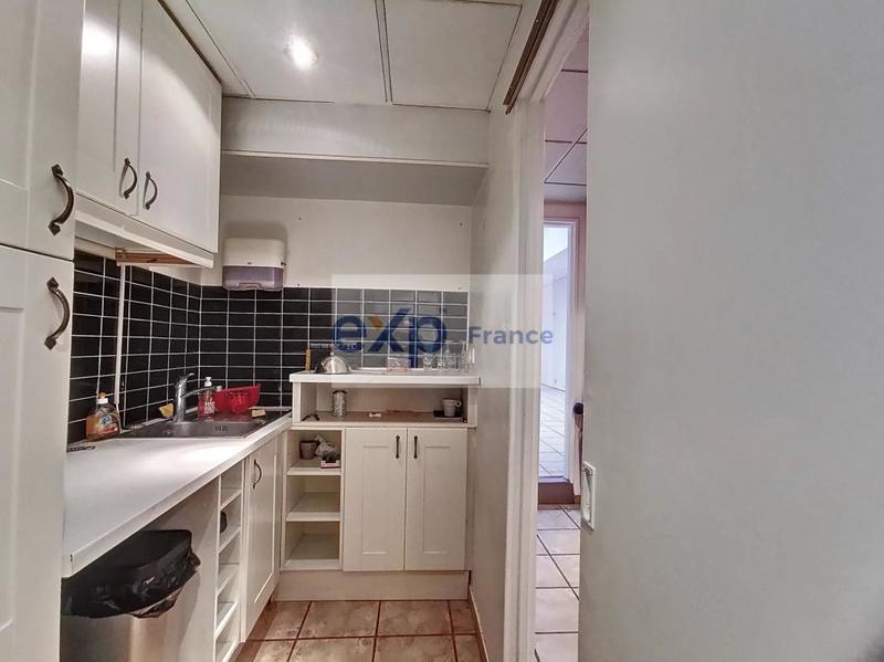 Local commercial - 101 m²