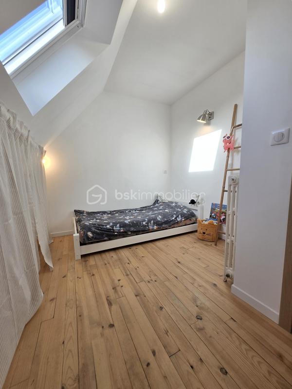 Maison - 95 m² - 5 pièces