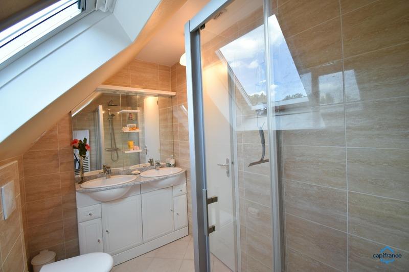 Propriété - 134 m² - 7 pièces