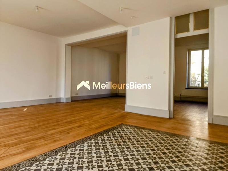 Maison de ville - 198 m² - 7 pièces