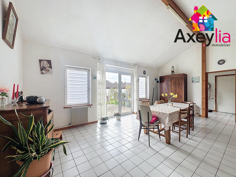 Maison - 112 m² - 6 pièces