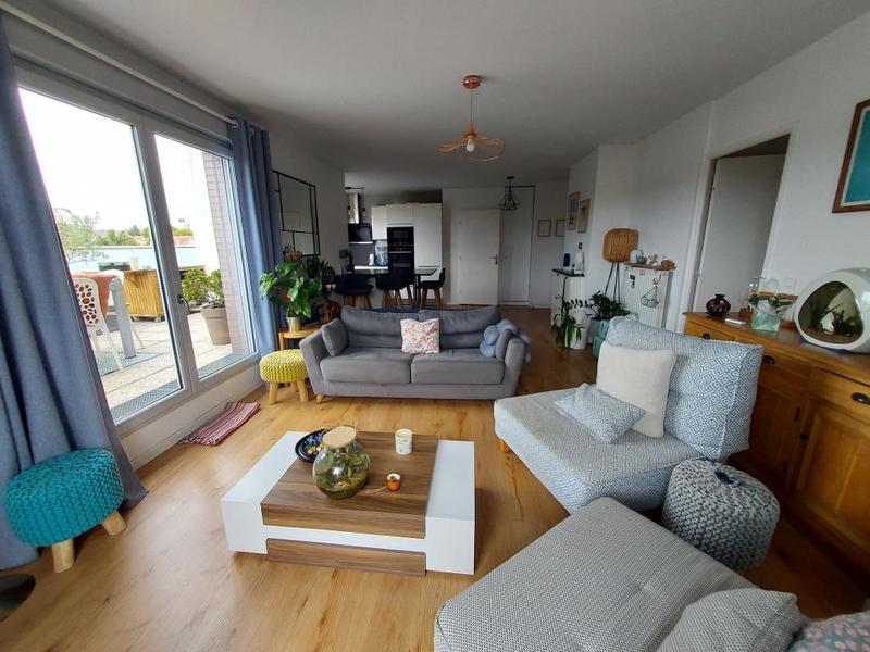 Appartement - 104 m² - 5 pièces