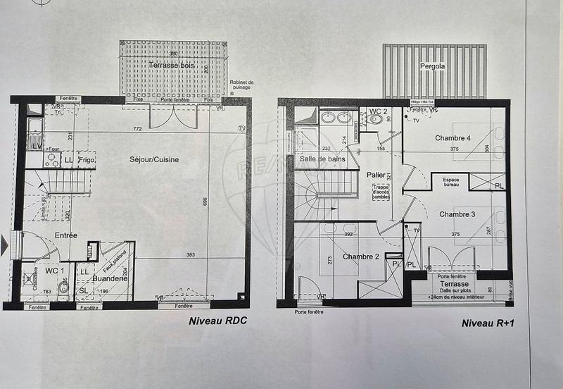 Maison - 94 m² - 4 pièces