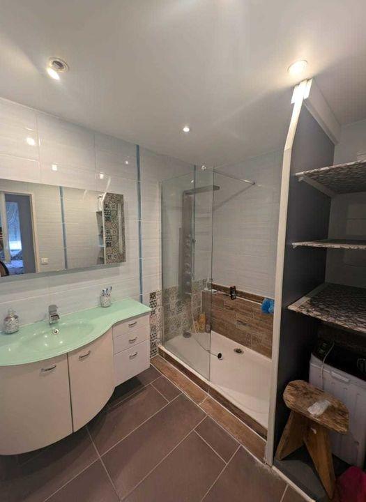 Appartement - 80 m² - 4 pièces