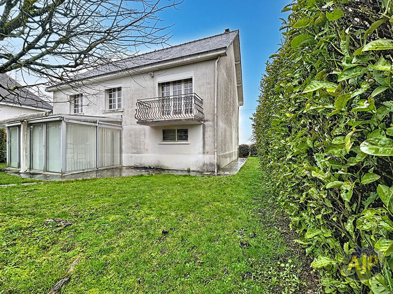 Maison - 155 m² - 9 pièces