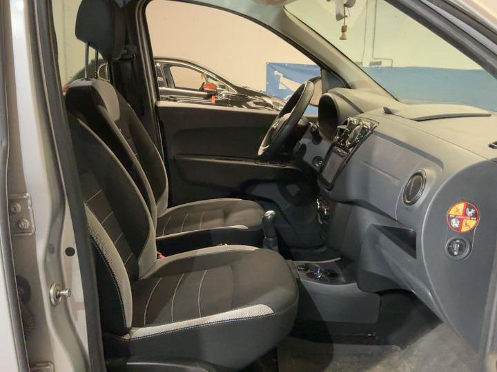 Dacia Lodgy I (J92) 1.2 TCe 115ch Stepway 7 places