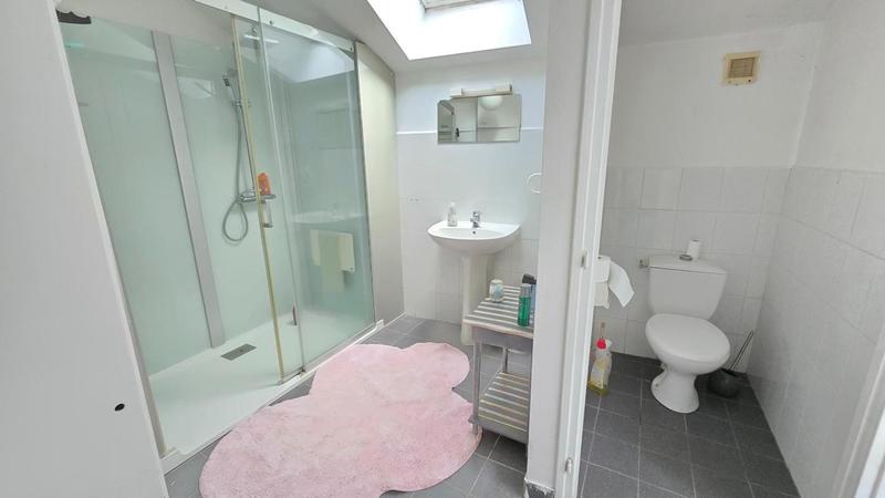 Maison - 265 m² - 11 pièces