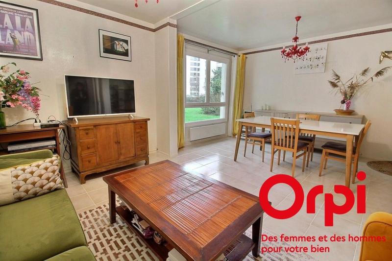 Appartement - 86 m² - 4 pièces