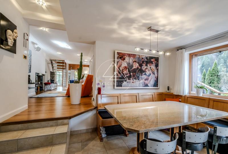 Châlet - 153 m² - 6 pièces